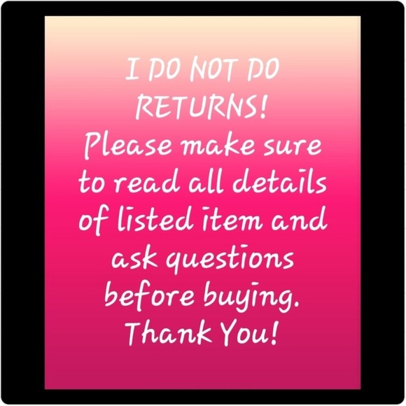 Wreath, Eucalyptus, Red Berries & Ribbon &Pinecone - Picture 16 of 16